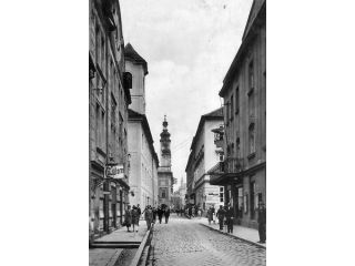 Biskupská ulice před rokem 1930